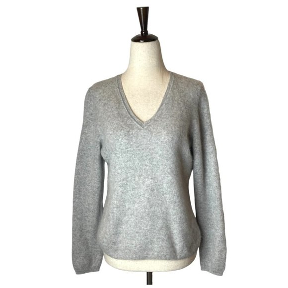 Charter Club Gray 100% 2 Ply Cashmere V- Neck Balloon Sleeve Sweater Size L - Picture 2 of 8